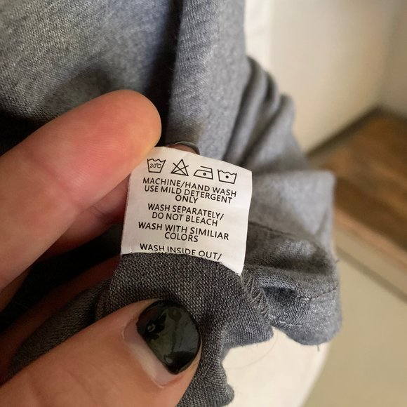 Peachy T-Shirt - Picture 4 of 5